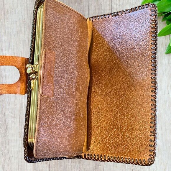 Vintage Brown Leather Hand Tooled Floral Pattern Wallet Organizer WPM - Picture 10 of 11
